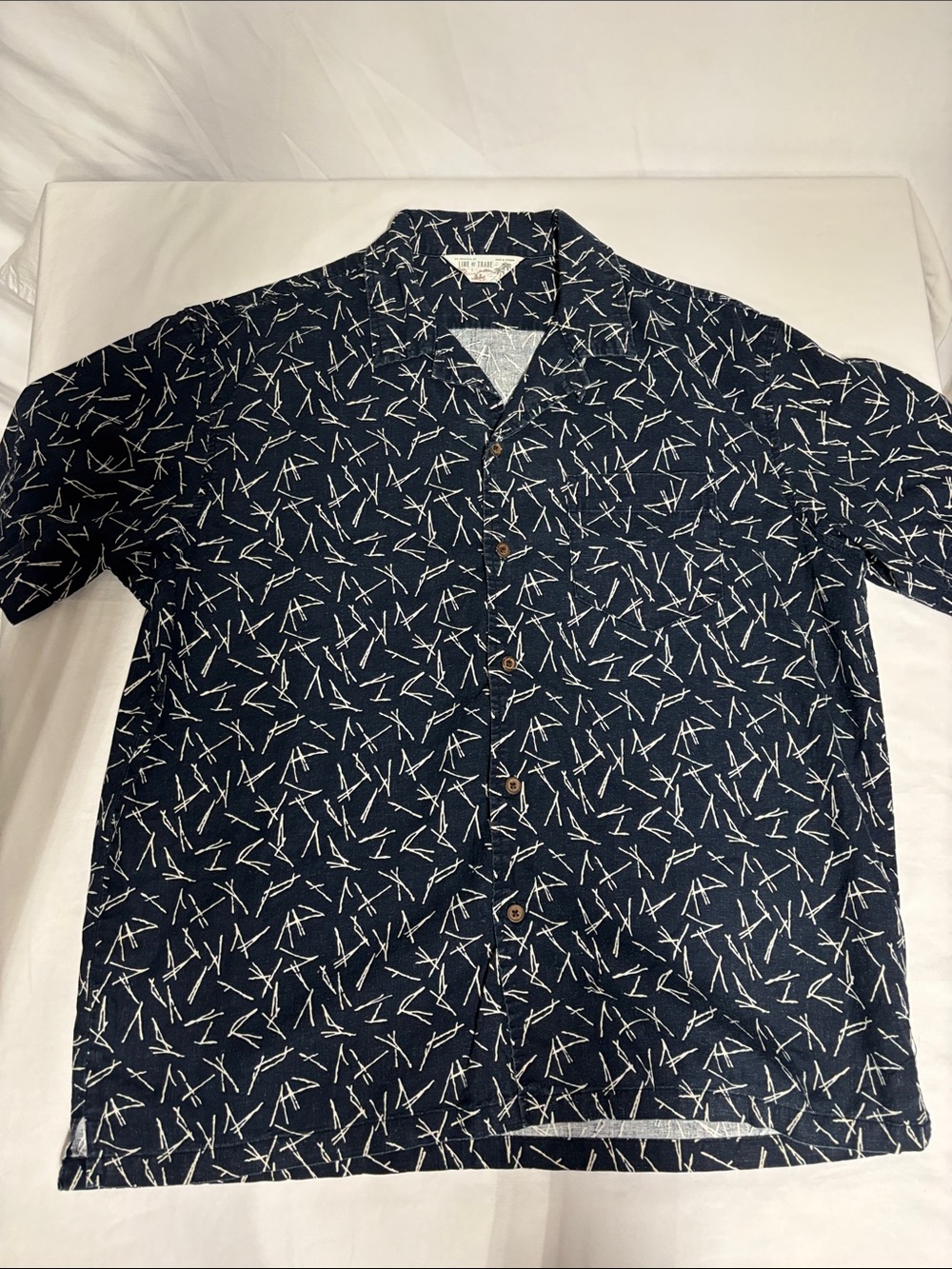 Line of Trade Linen Blend Camp Shirt Men’s L Navy Abstract Print